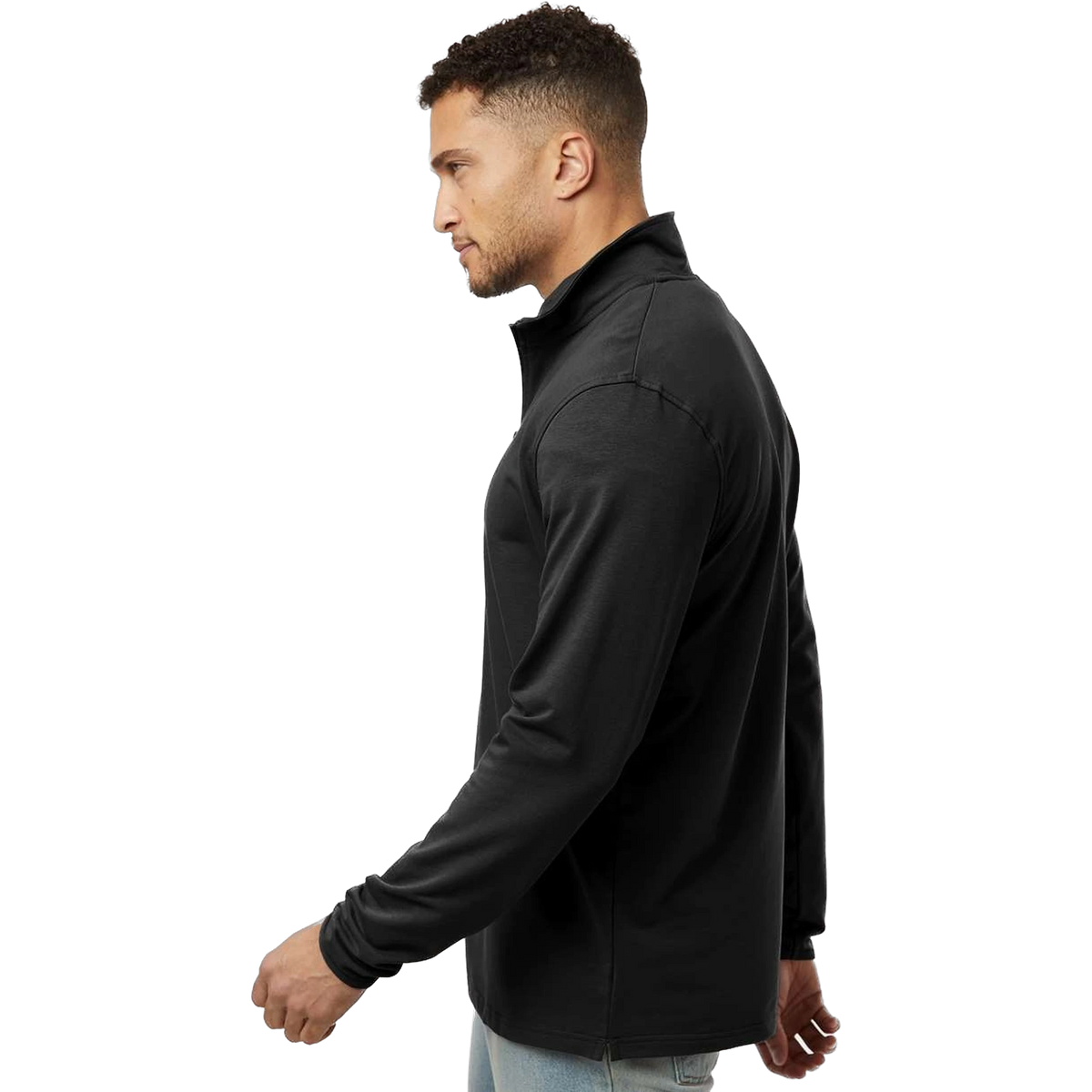 Independent Trading Co. Perform Quarter-Zip in Black