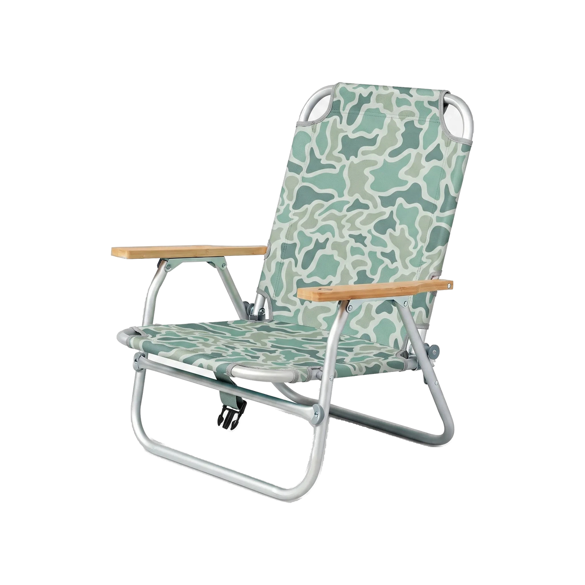 Nomadix Easy Chair in Duck Camo Agua — custom branded by Motive