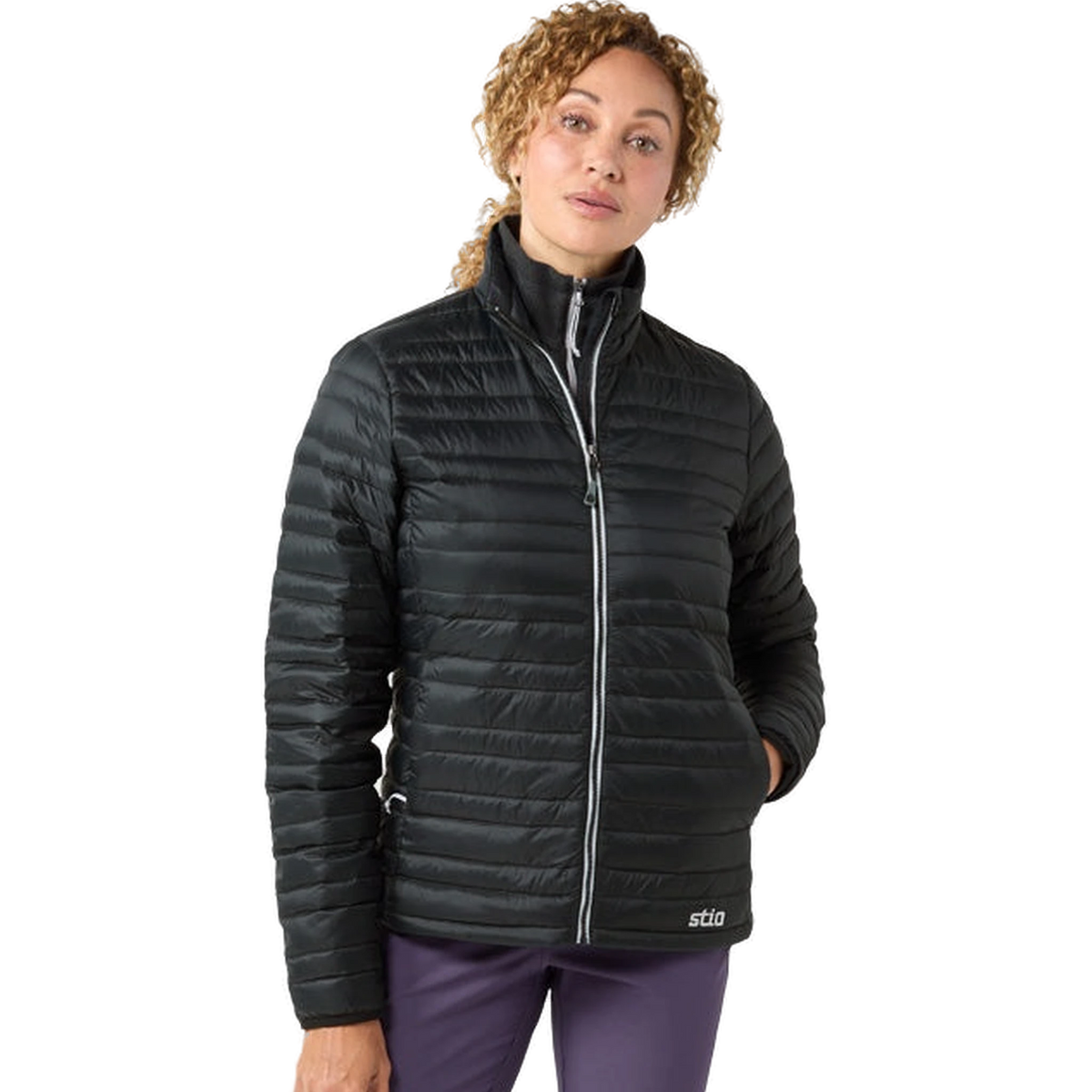 Stio Women's Pinion Down Sweater in Abyss